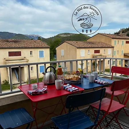 Le Nid Des Sources Apartment Montbrun-les-Bains
